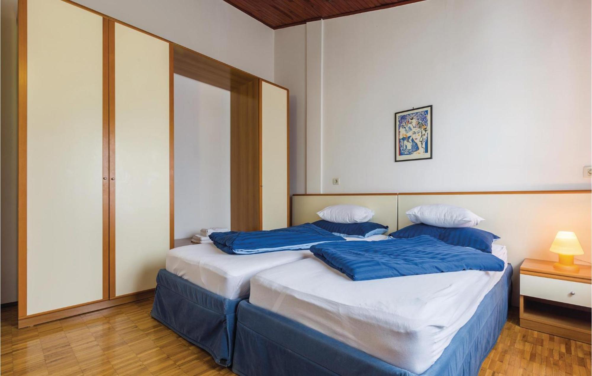 Gorgeous Apartment In Porec With Kitchen المظهر الخارجي الصورة
